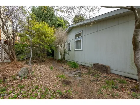 4625 NE Voyage Avenue Lincoln City OR 97367