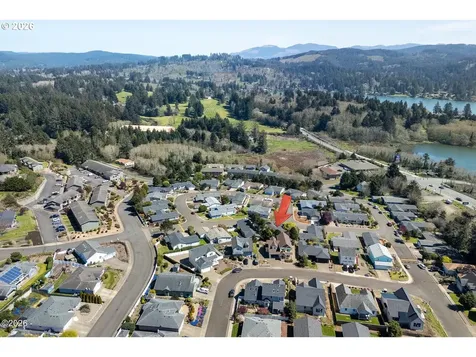 4625 NE Voyage Avenue Lincoln City OR 97367
