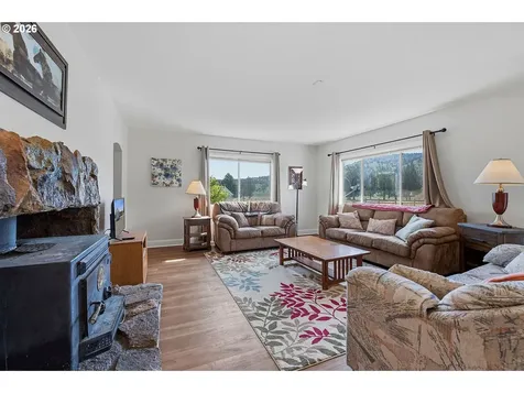 41221 SE Van Lake Road Prineville OR 97754