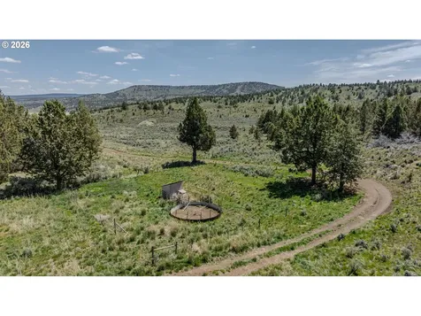 41221 SE Van Lake Road Prineville OR 97754
