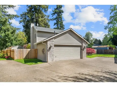5501 SE Clearbrook Street Hillsboro OR 97123