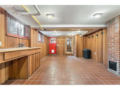 4702 NE Alameda Street Portland OR 97213