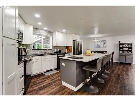 1088 Linda Lane Springfield OR 97478