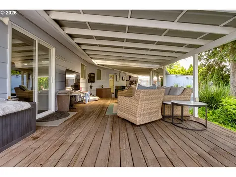 1088 Linda Lane Springfield OR 97478