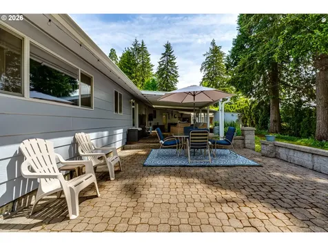 1088 Linda Lane Springfield OR 97478