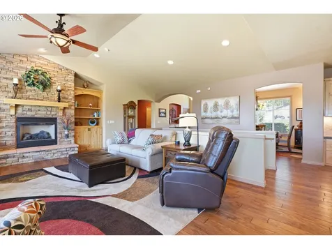 147 Kalina Court Kalama WA 98625