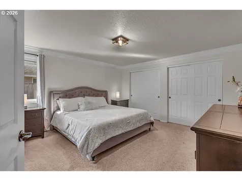4460 Morfitt Street Hubbard OR 97032