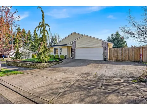 4460 Morfitt Street Hubbard OR 97032