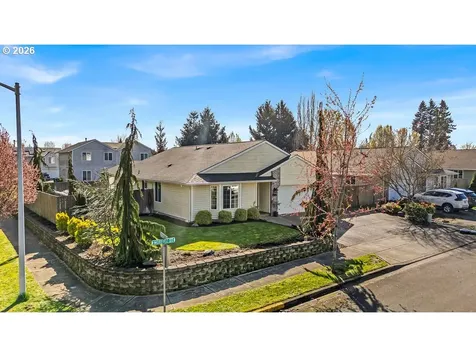 4460 Morfitt Street Hubbard OR 97032