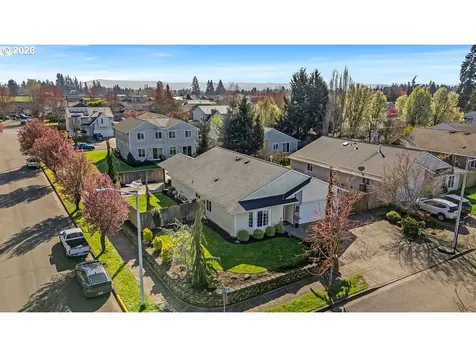 4460 Morfitt Street Hubbard OR 97032