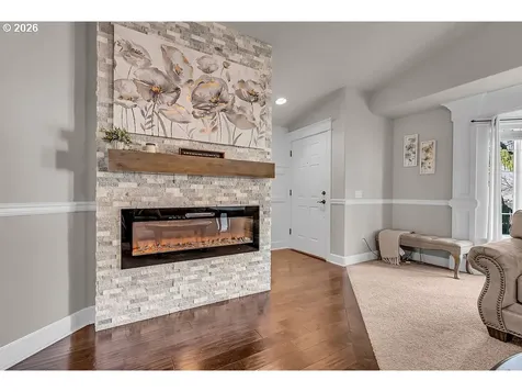 4460 Morfitt Street Hubbard OR 97032