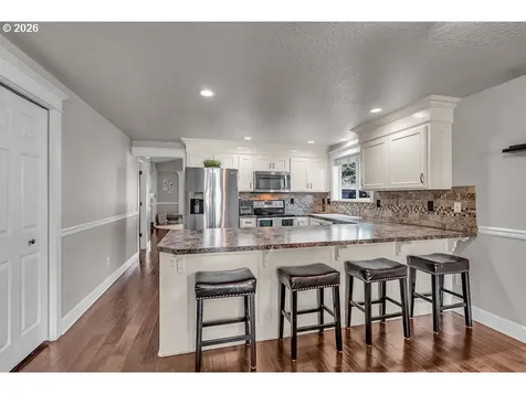 4460 Morfitt Street Hubbard OR 97032