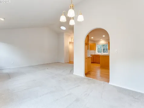 518 NW Willamette Court Mcminnville OR 97128
