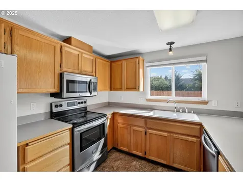 15415 NE 85th Street Vancouver WA 98682