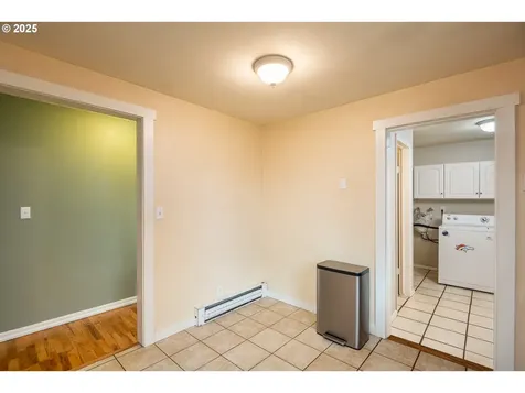 460 W Oregon Avenue Creswell OR 97426