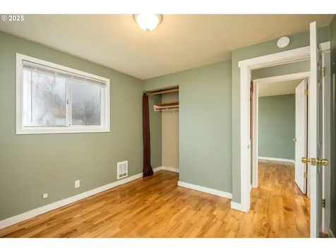 460 W Oregon Avenue Creswell OR 97426