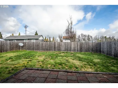 460 W Oregon Avenue Creswell OR 97426