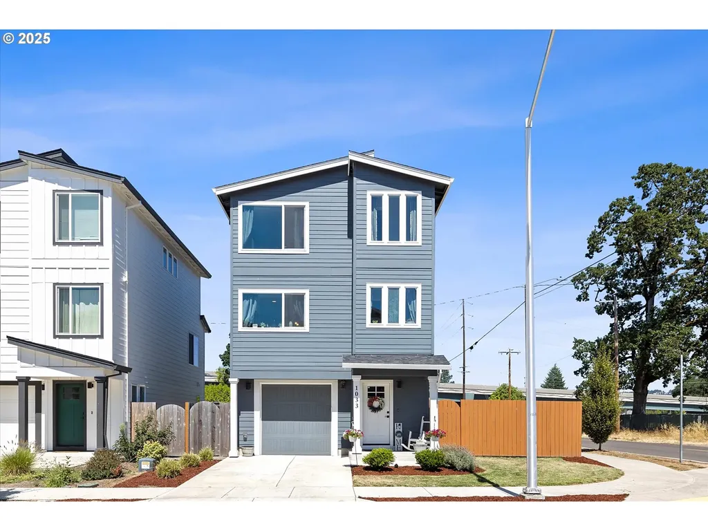 1033 E Ginger Root Court Newberg OR 97132