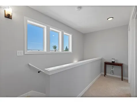1033 E Ginger Root Court Newberg OR 97132