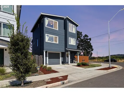 1033 E Ginger Root Court Newberg OR 97132