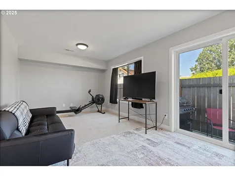 1033 E Ginger Root Court Newberg OR 97132