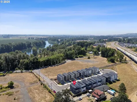1033 E Ginger Root Court Newberg OR 97132