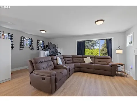 1033 E Ginger Root Court Newberg OR 97132