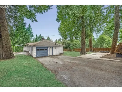 7101 SE 122nd Avenue Portland OR 97236