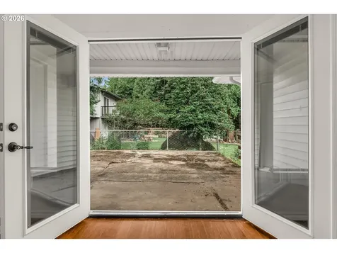 7101 SE 122nd Avenue Portland OR 97236