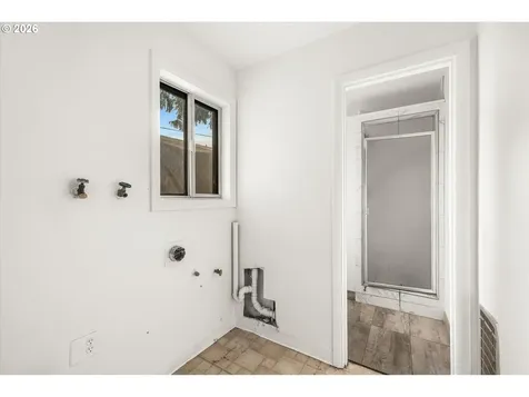 7101 SE 122nd Avenue Portland OR 97236
