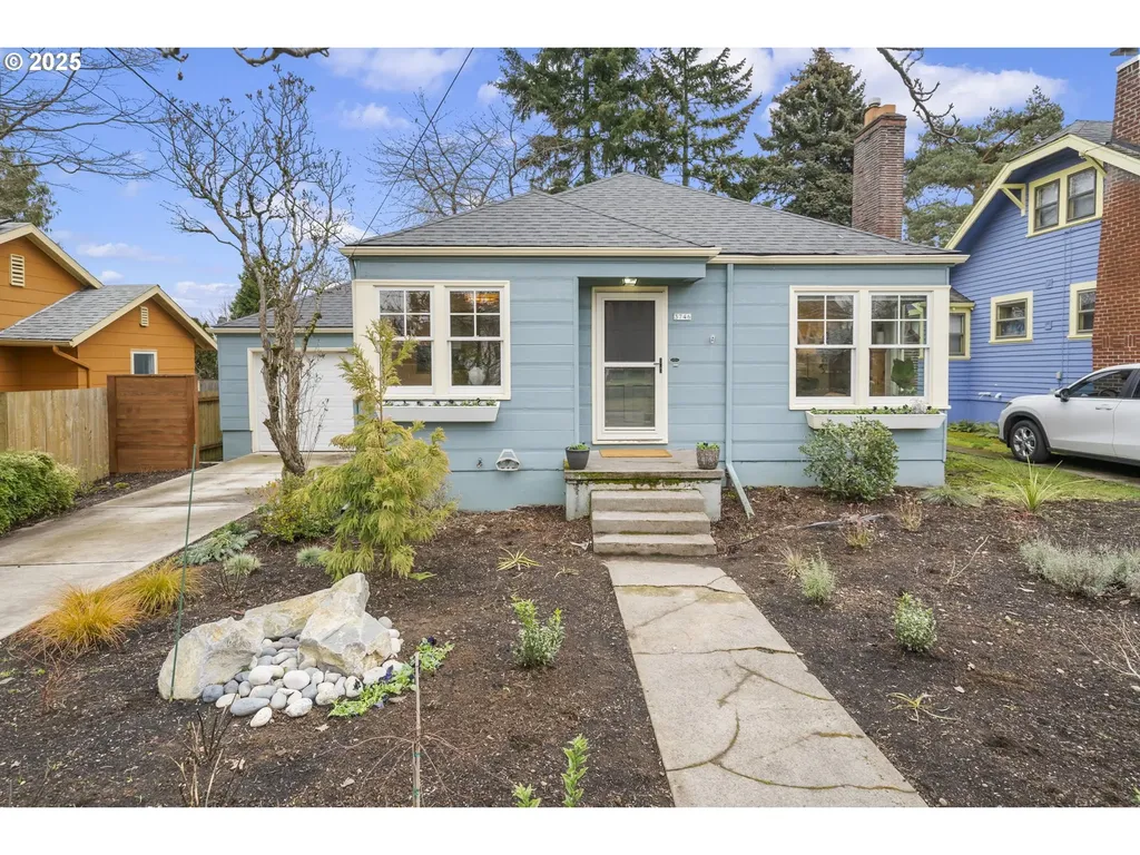 3746 NE 69th Avenue Portland OR 97213