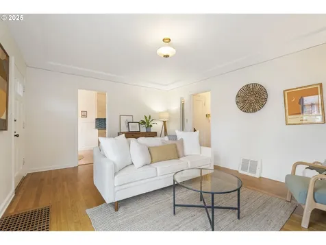 3746 NE 69th Avenue Portland OR 97213