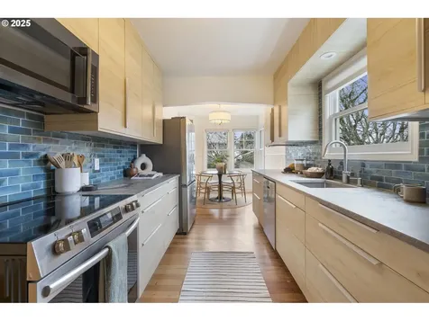 3746 NE 69th Avenue Portland OR 97213