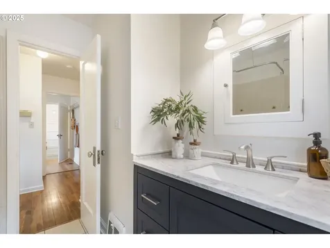 3746 NE 69th Avenue Portland OR 97213