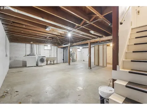 3746 NE 69th Avenue Portland OR 97213