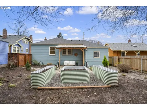 3746 NE 69th Avenue Portland OR 97213