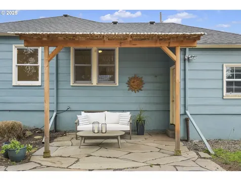 3746 NE 69th Avenue Portland OR 97213