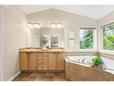 16187 Widman Court Oregon City OR 97045