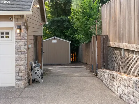 16187 Widman Court Oregon City OR 97045