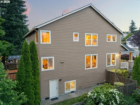 16187 Widman Court Oregon City OR 97045