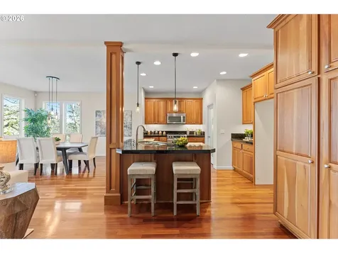 4 Northview Court Lake Oswego OR 97035