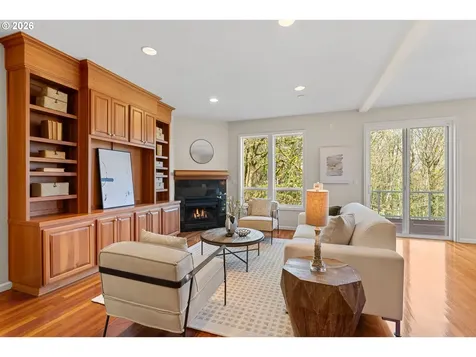 4 Northview Court Lake Oswego OR 97035