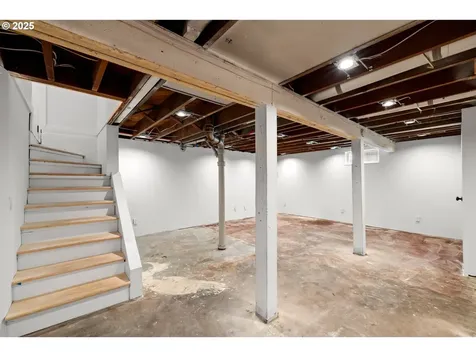 7737 N Central Street Portland OR 97203