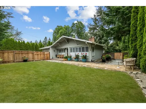 1795 Fernwood Drive Lake Oswego OR 97034