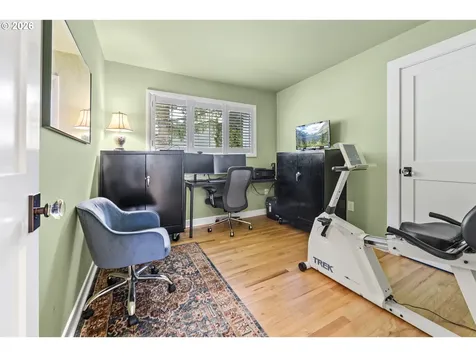 1795 Fernwood Drive Lake Oswego OR 97034