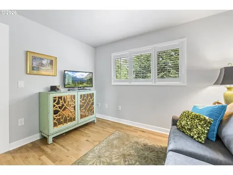 1795 Fernwood Drive Lake Oswego OR 97034