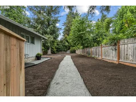 1795 Fernwood Drive Lake Oswego OR 97034