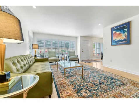 1795 Fernwood Drive Lake Oswego OR 97034