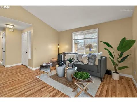 993 S Palmetto Street Cornelius OR 97113