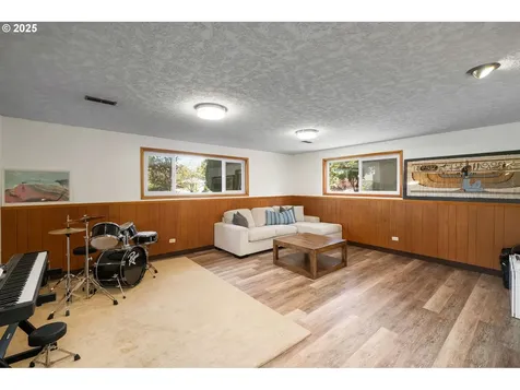 14412 NE Beech Street Portland OR 97230